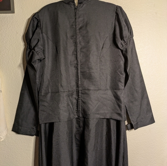 Elegant Black Women's Dress - Picture 11 of 11